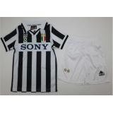 Juventus 1a Equipación 95/96 - NIÑOS